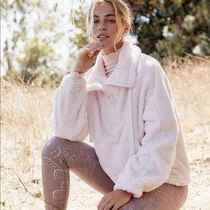 🆕 Free People Big Sky Faux Shearling Pullover